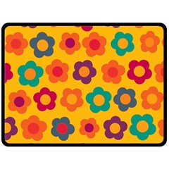 Floral Pattern Fleece Blanket (large) 