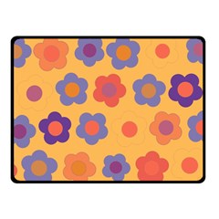 Floral Pattern Fleece Blanket (small)