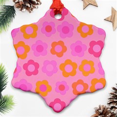 Pink Floral Pattern Ornament (snowflake)