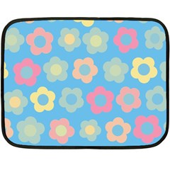 Floral Pattern Fleece Blanket (mini)