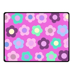 Floral Pattern Fleece Blanket (small)