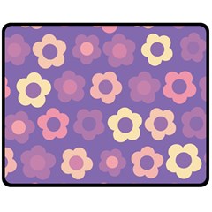 Floral Pattern Fleece Blanket (medium) 