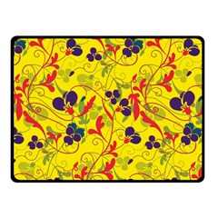 Floral Pattern Fleece Blanket (small)