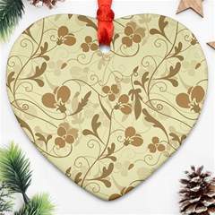 Floral pattern Ornament (Heart)