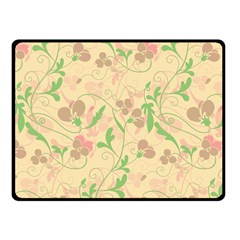 Floral Pattern Fleece Blanket (small)