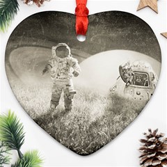 Astronaut Space Travel Space Heart Ornament (Two Sides)