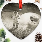 Astronaut Space Travel Space Heart Ornament (Two Sides) Front