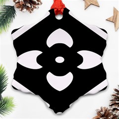 Pattern Background Ornament (snowflake)