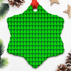 St  Patricks Day Green Snowflake Ornament (two Sides)