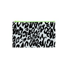 Black And White Leopard Skin Cosmetic Bag (xs)