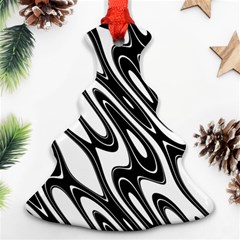 Black And White Wave Abstract Ornament (christmas Tree) 