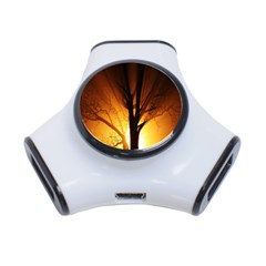 Rays Of Light Tree In Fog At Night 3-port Usb Hub by Amaryn4rt