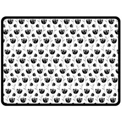 Floral Pattern Fleece Blanket (large) 