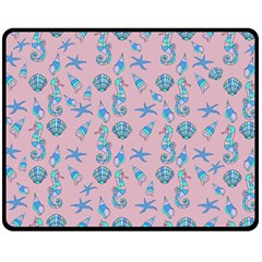 Seahorse Pattern Fleece Blanket (medium) 