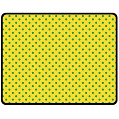 Polka Dots Fleece Blanket (medium) 