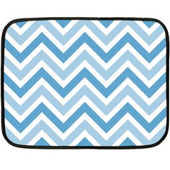 Zig Zags Pattern Fleece Blanket (mini)