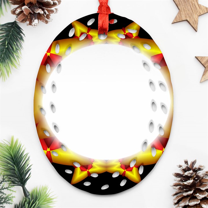 Circle Fractal Frame Ornament (Oval Filigree)