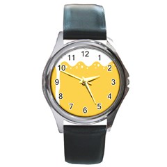 Beer Foam Yellow White Round Metal Watch