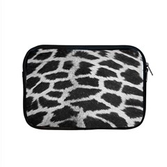 Black And White Giraffe Skin Pattern Apple Macbook Pro 15  Zipper Case by Nexatart