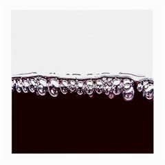 Bubbles In Red Wine Medium Glasses Cloth by Nexatart