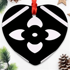 Black And White Pattern Background Ornament (heart)