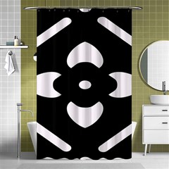 Black And White Pattern Background Shower Curtain 48  X 72  (small)  by Nexatart