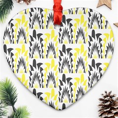 Tricolored Geometric Pattern Ornament (heart) by linceazul