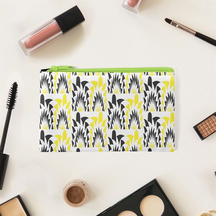 Tricolored Geometric Pattern Cosmetic Bag (XS)