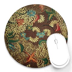 Traditional Batik Art Pattern Round Mousepads