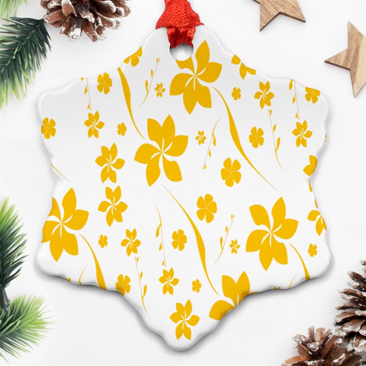 Shamrock Yellow Star Flower Floral Star Ornament (Snowflake)