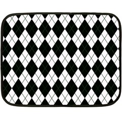 Plaid Pattern Fleece Blanket (mini)