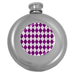 Plaid Pattern Round Hip Flask (5 Oz) by Valentinaart