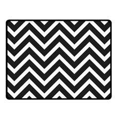 Zigzag pattern Fleece Blanket (Small)