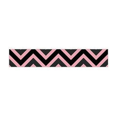 Zigzag Pattern Flano Scarf (mini) by Valentinaart