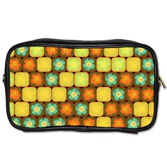 Random Hibiscus Pattern Toiletries Bags by linceazul