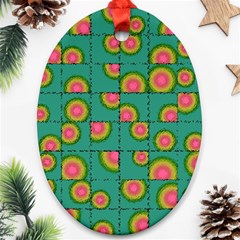 Tiled Circular Gradients Ornament (Oval)