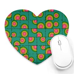 Tiled Circular Gradients Heart Mousepads