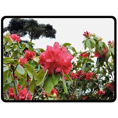 Virginia Waters Flowers Fleece Blanket (Large) 