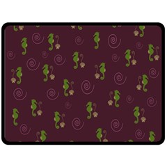 Pattern Fleece Blanket (Large) 