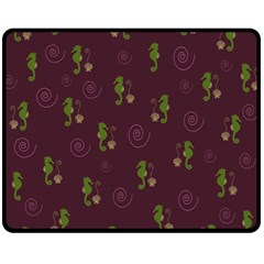 Pattern Fleece Blanket (Medium) 