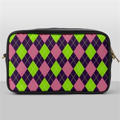 Plaid Pattern Toiletries Bags