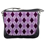 Plaid pattern Messenger Bags Front