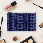 Wrinkly Batik Pattern   Blue Black Cosmetic Bag (Medium)  Front