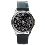 Skulls pattern Round Metal Watch Front