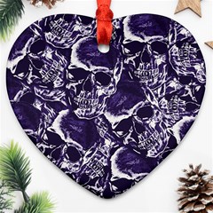 Skull Pattern Ornament (heart)