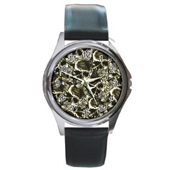 Skull pattern Round Metal Watch