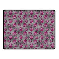 Floral Pattern Fleece Blanket (small)