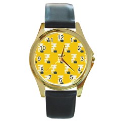 Fog Machine Fogging White Smoke Yellow Round Gold Metal Watch