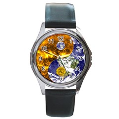 Design Yin Yang Balance Sun Earth Round Metal Watch by Nexatart