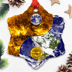 Design Yin Yang Balance Sun Earth Ornament (snowflake) by Nexatart